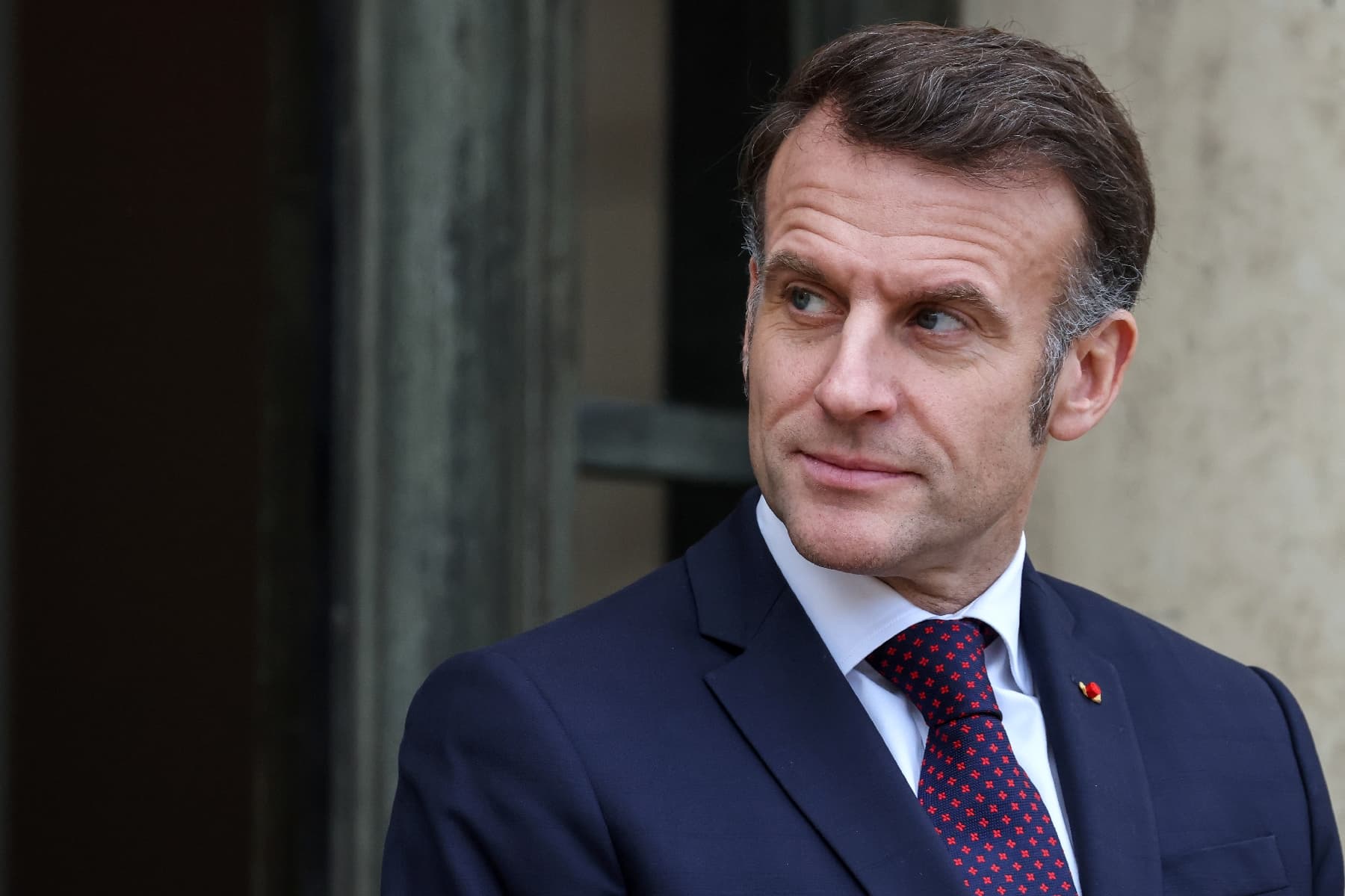 Macron visé par une opération russe de désinformation