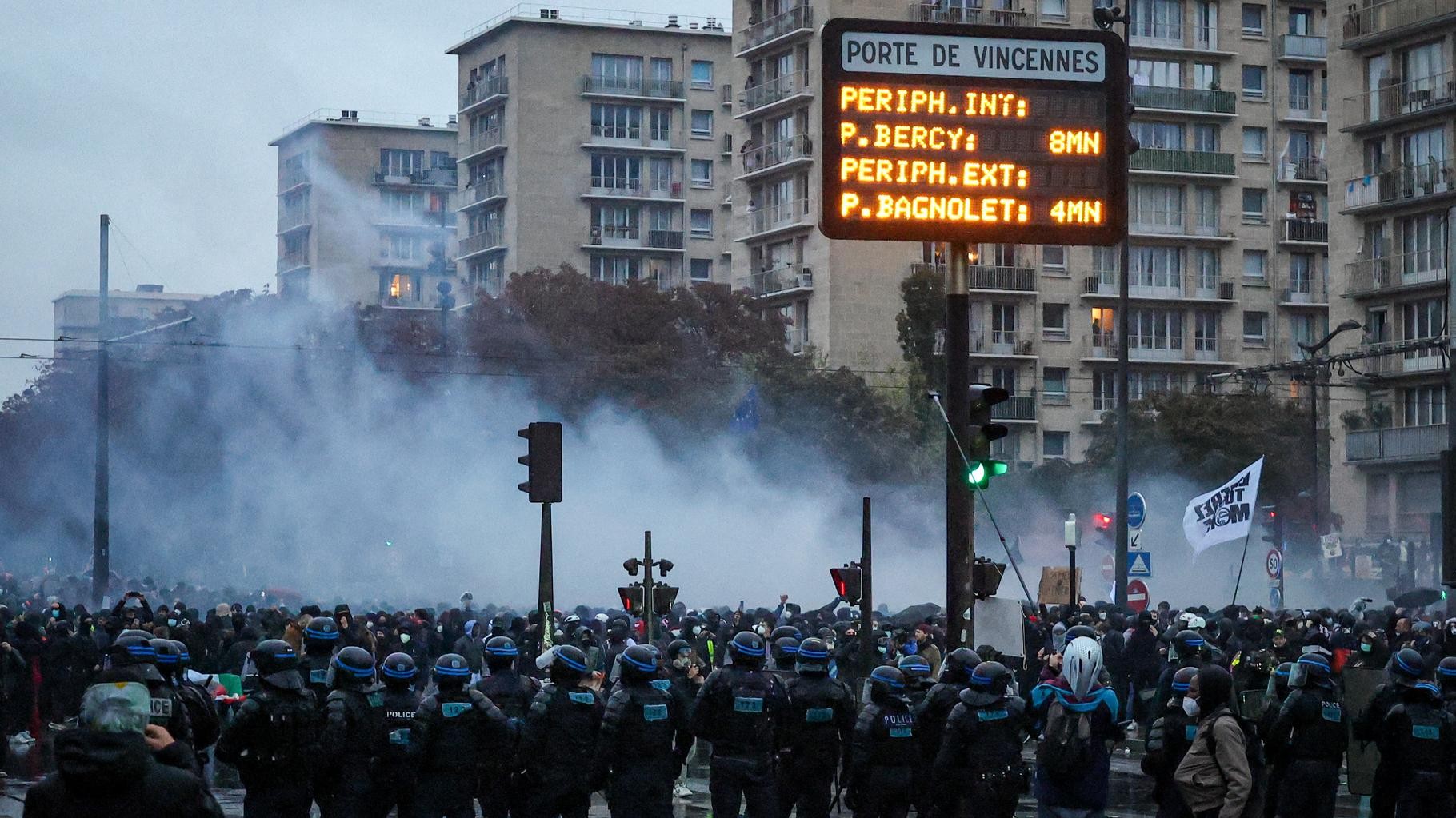 Manifestation du 31 octobre à Paris : les syndicats attaquent la préfecture de police en justice