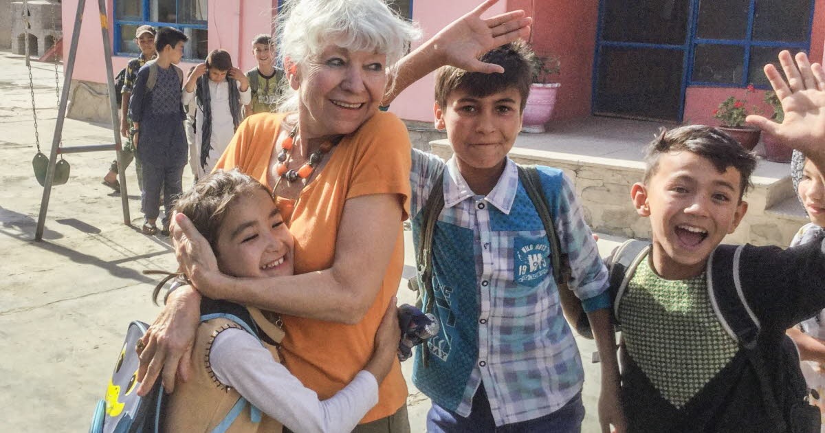 Afghanistan : une Alsacienne défend l'école des filles face aux talibans